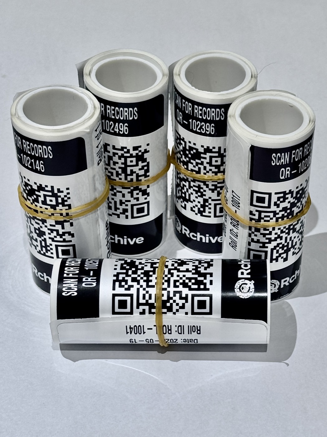 Rolls of 25 QRchive stickers